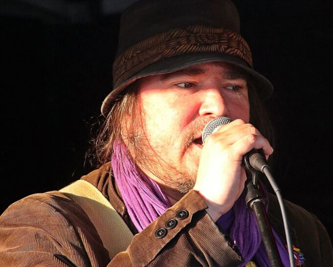 Myöhäisillasta Sins And Wingsillä esiintyi The Rattlesnake Shakers. Kuva: Antti Vanninen