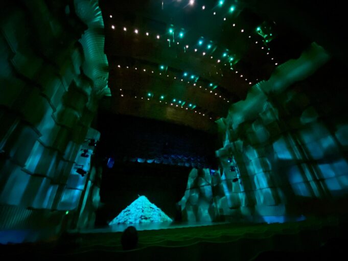 Taiteiden yö 2025. Tilataideteos, Anniina Miettinen. Kuva: Anniina Miettinen